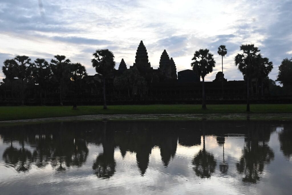 Angkor Wat pred svitanje