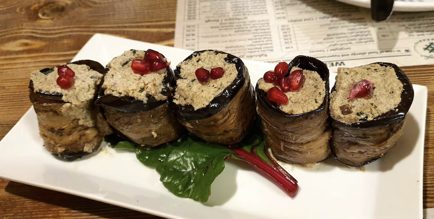 Badrijani (eggplant rolls) - vegetarijansko jelo koje morate probati u Gruziji